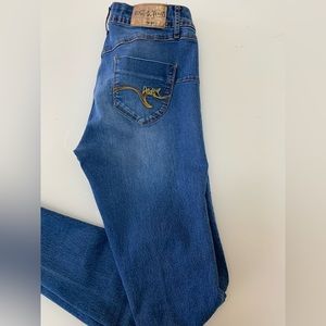 SZ 30 Desigual Super Comfortable Skinny Jeans